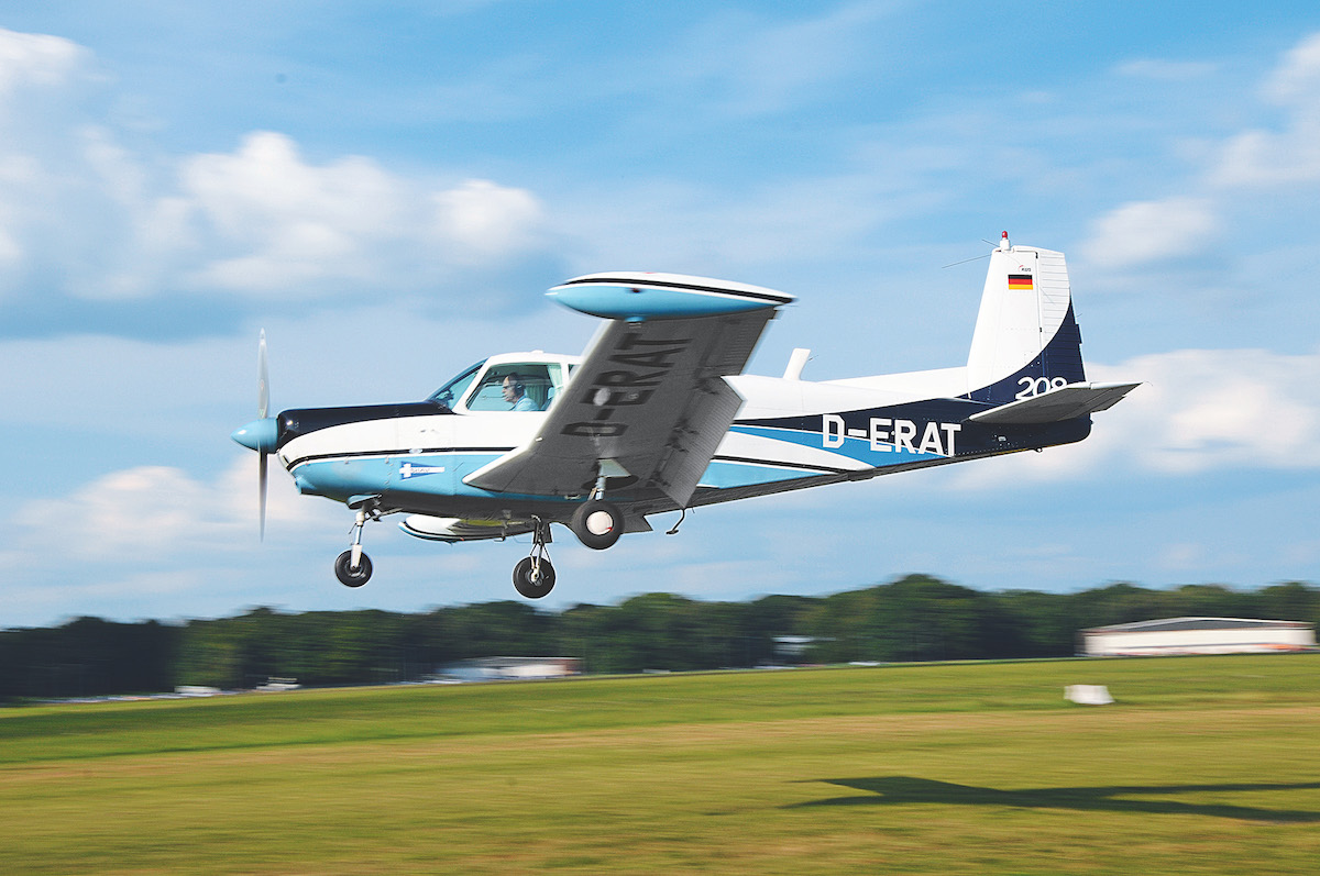 Flugzeug-Reportage: SIAI-Marchetti S.208