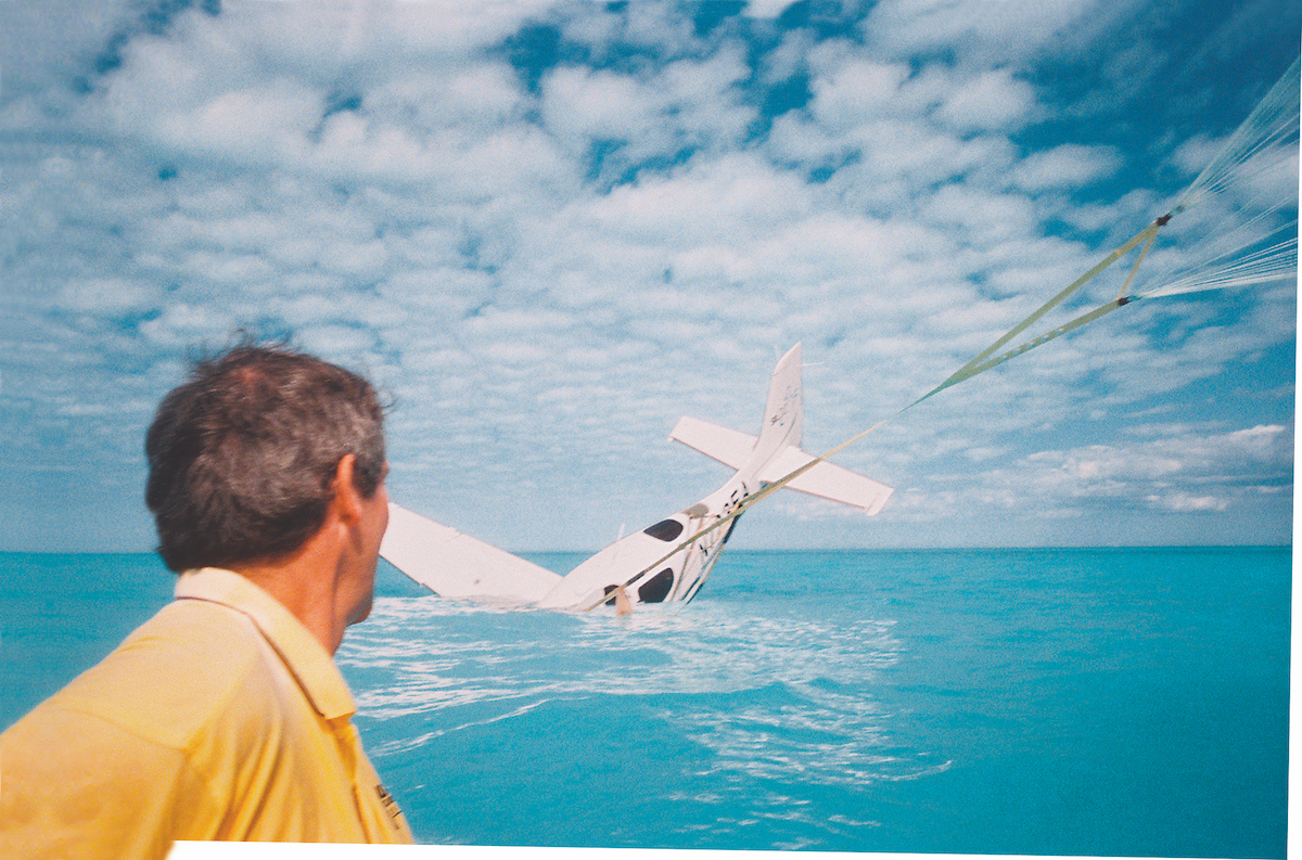 Rettungssystem im Flugzeug: Zwei Cirrus-Unfälle mit Fallschirm