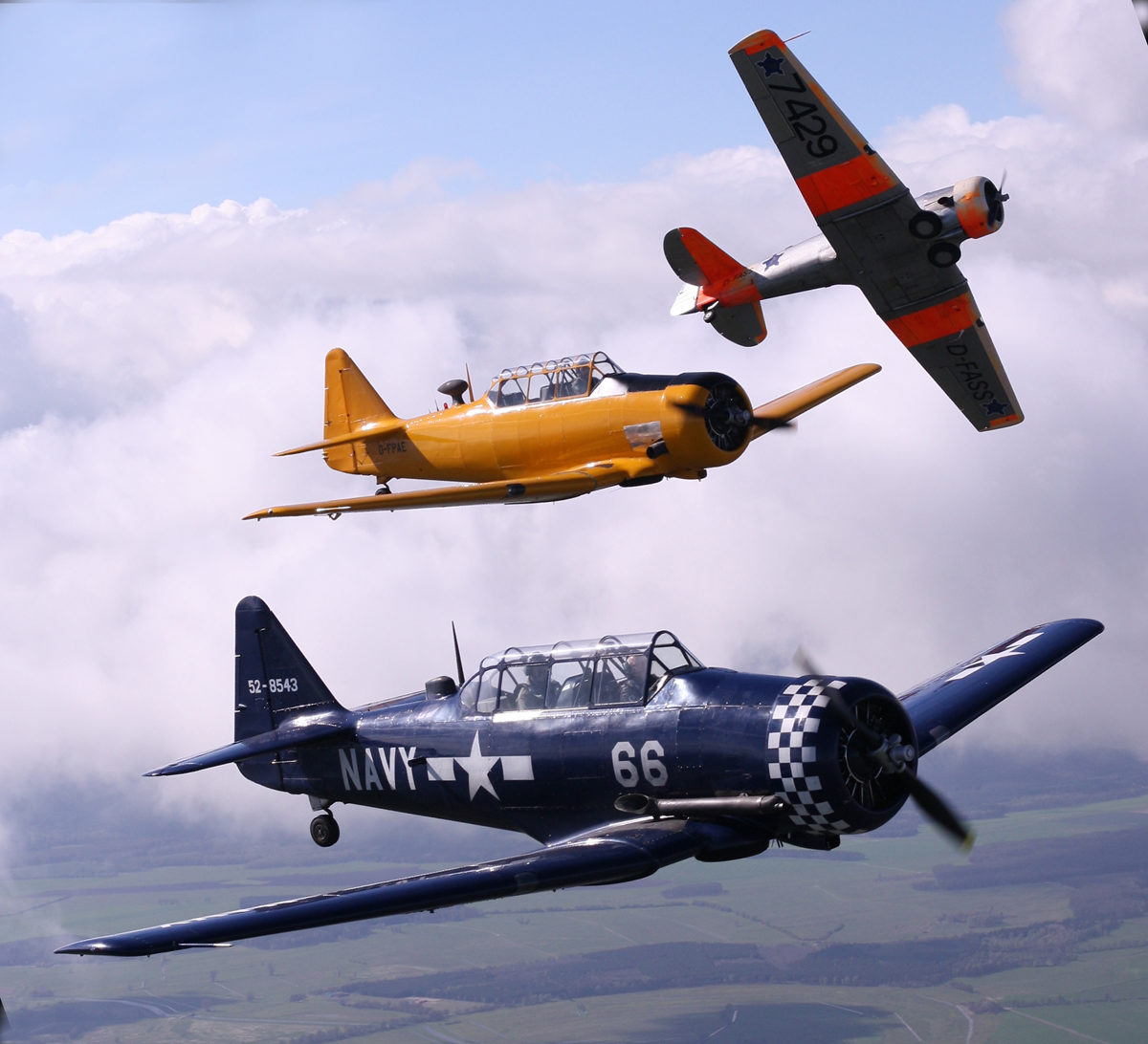 QUAX Stearman & Friends