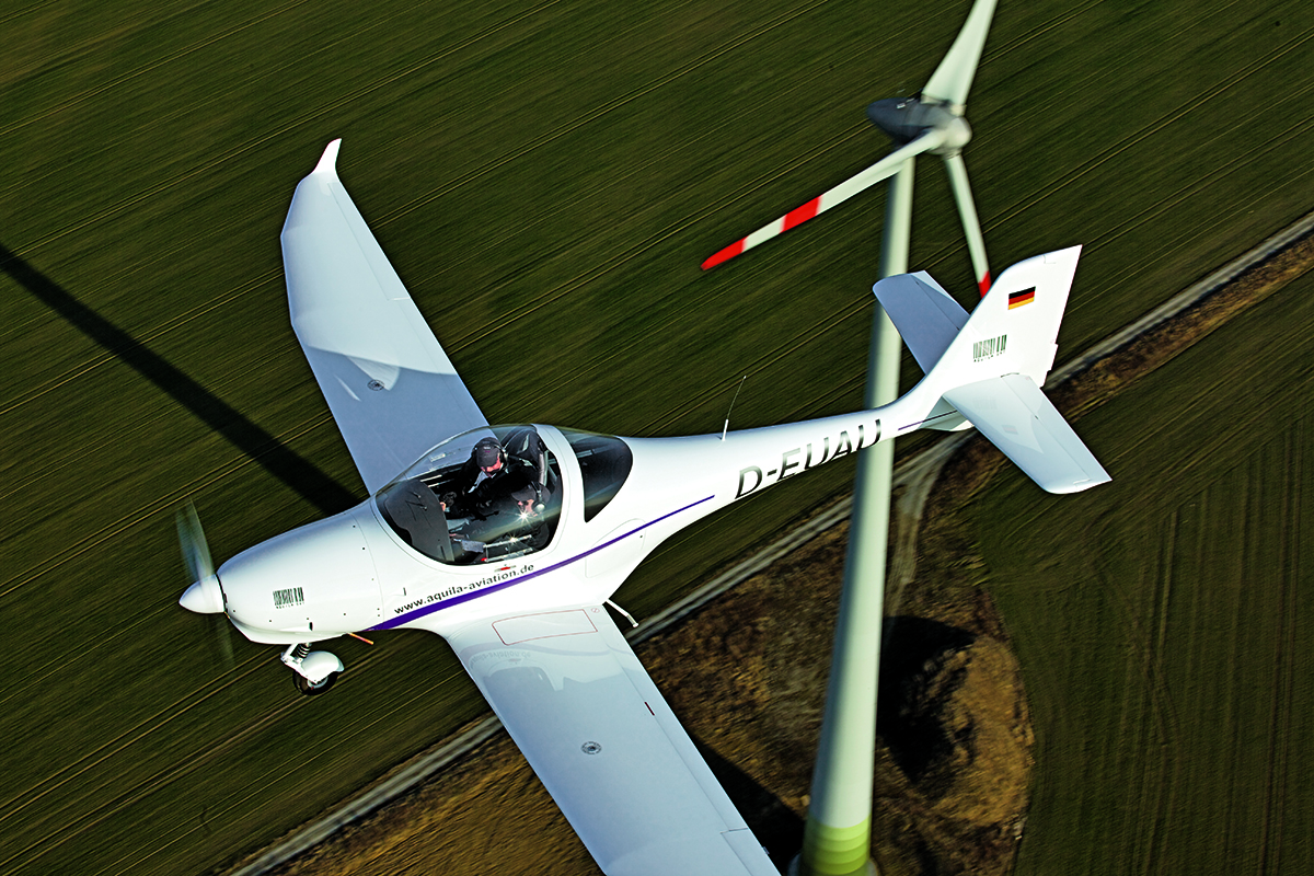 Pilot Report Aquila SXT