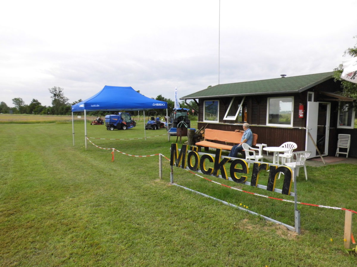 Flugtag zum 30ten Geburtstag des Fliegerclub Möckern e.V.