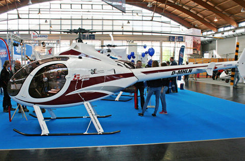 Leicht und elegant: UL-Heli Alpi Syton auf der AERO 2016