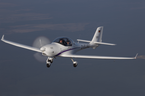Weiter geht’s: Aquila A210