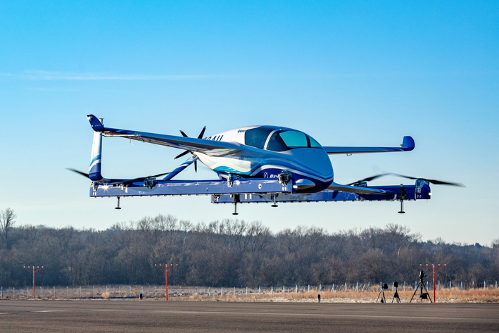 Fliegt: Boeing PAV mit zwei Personen-Attrappen an Bord