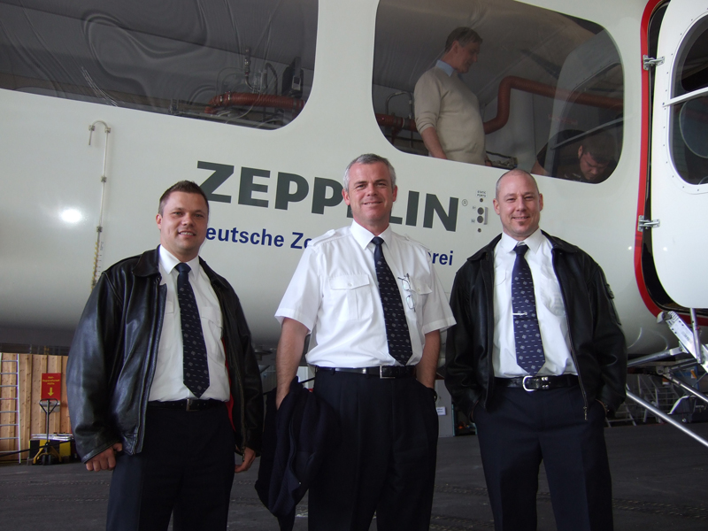 Piloten des 24-Stunden-Flugs: v.l. Lars Pentzek, Fritz Günther, Oliver Jäger