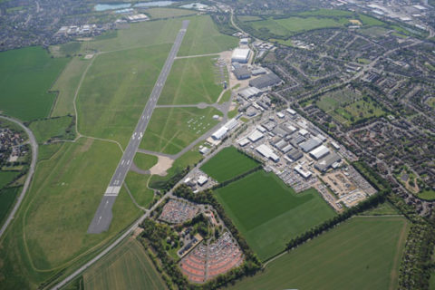Cleared for landing: Cambridge Airport in Großbritannien