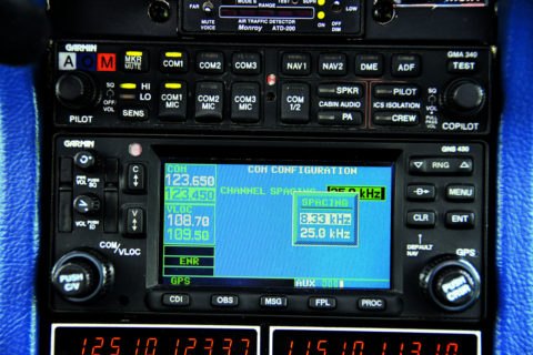 8.33-kHz-Option beim Garmin 430