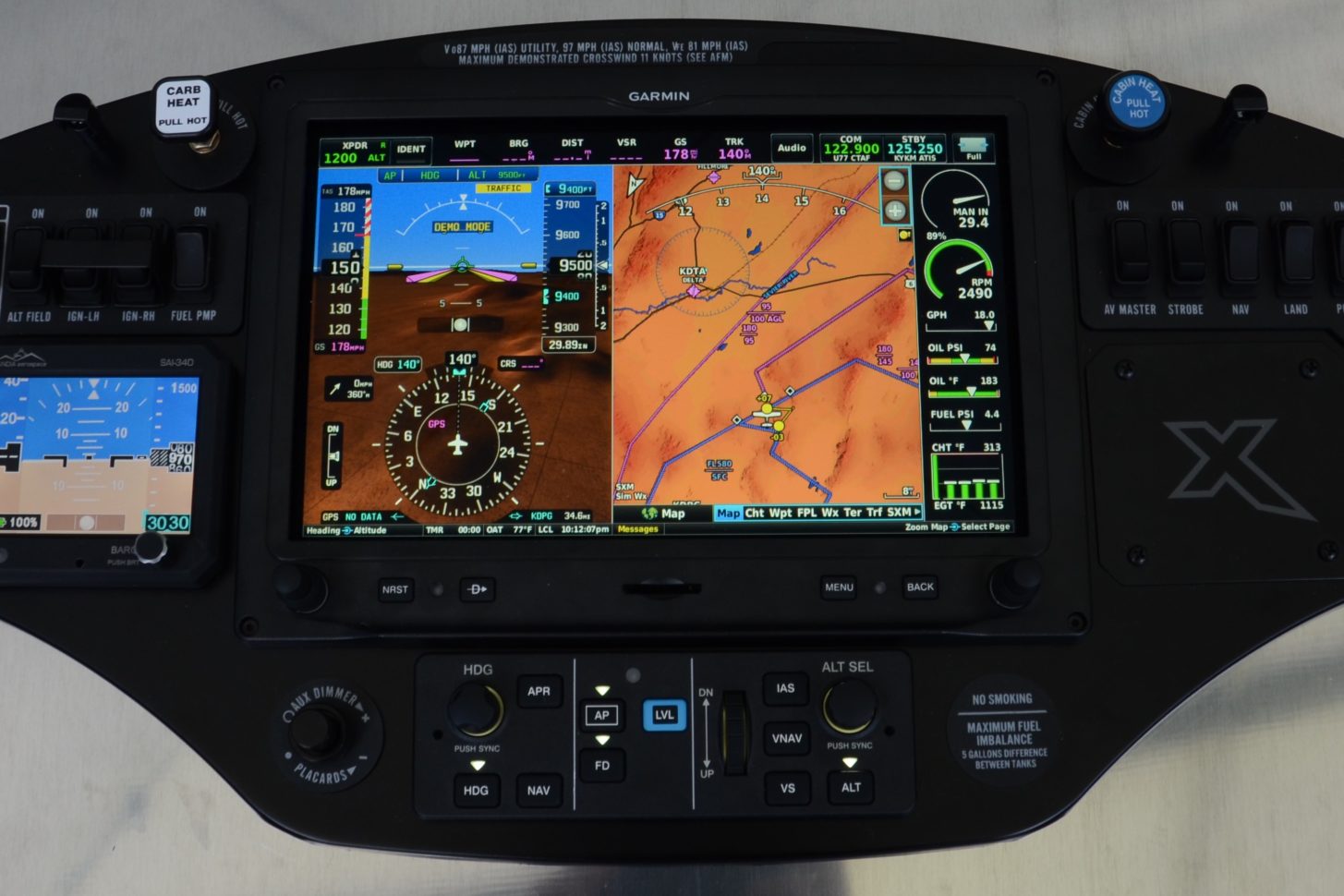 Das Panel der XCub mit dem Garmin G3X Touch