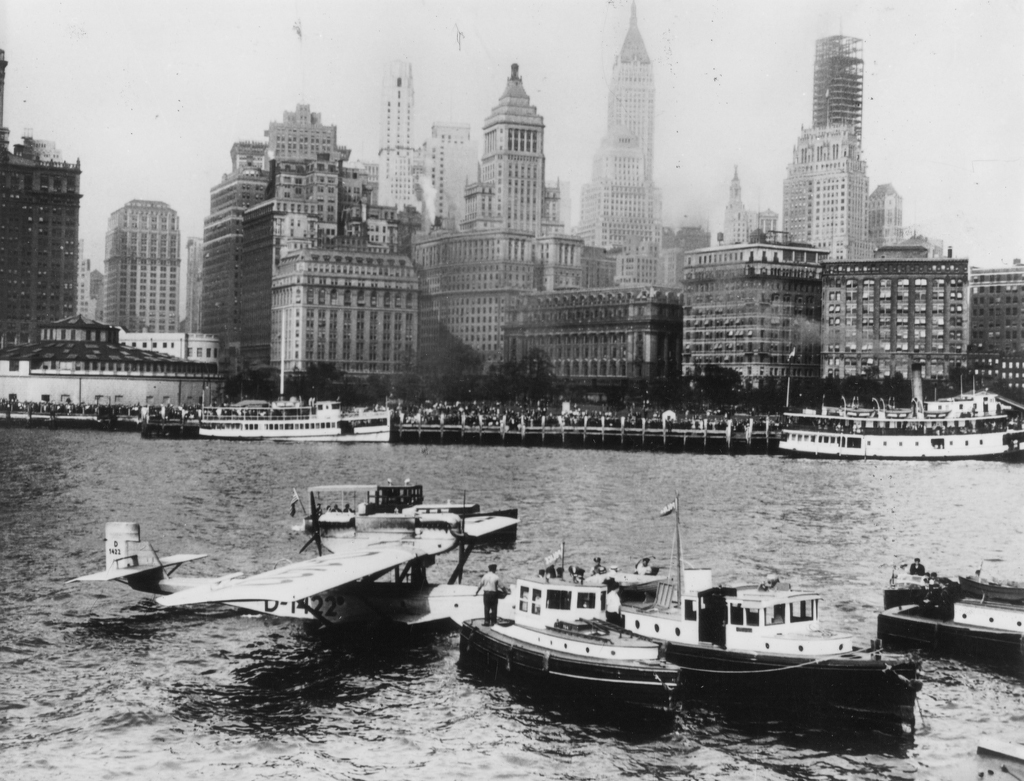 Der Do WAL mit Wolfgang von Gronau auf dem Hudson River in New York am 26.August 1930