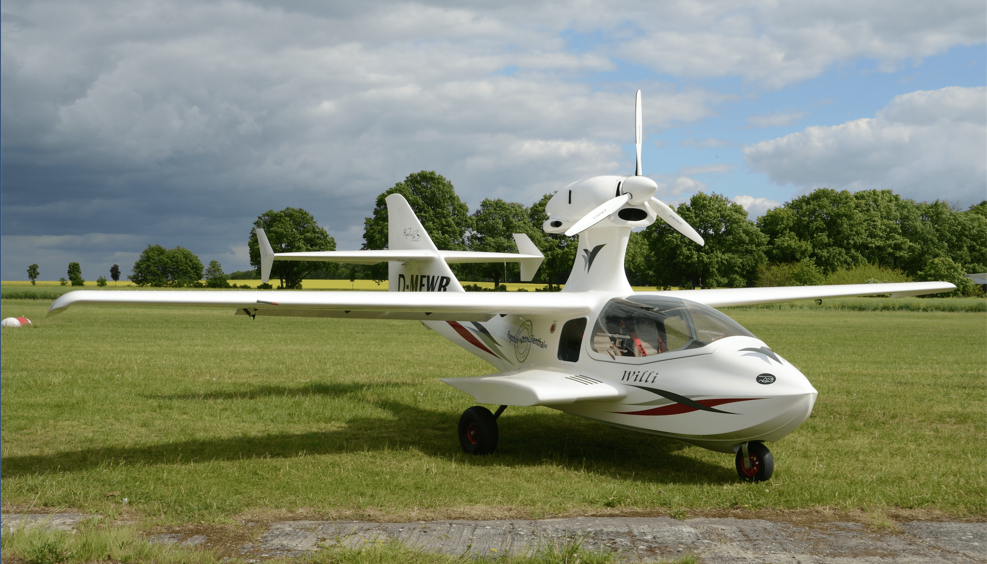 Auch auf Grasplätzen zu Hause: Amphibium FW02