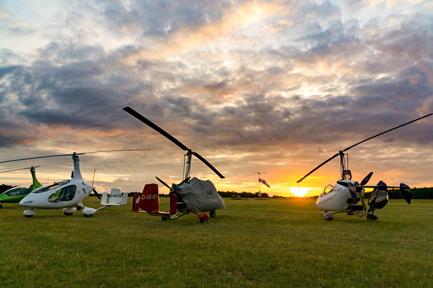 Da ist die Sonne! Im letzten Jahr war das Wetter beim GyroJENA Fly-in durchwachsen, diesmal sollte es passen