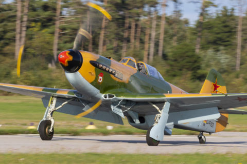 Martialisch: Yak-9UM