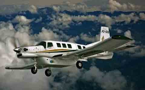 Die PAC XL 750 ist für ihre Kurzstartfähigkeiten bekannt und wird auch gern als Absetzflugzeug für Fallschirmspringer verwendet. Herstellt wird sie von Pacific Aerospace in Neuseeland