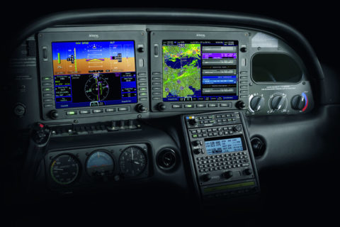 Avidyne Entegra Release 9 in der Cirrus SR22