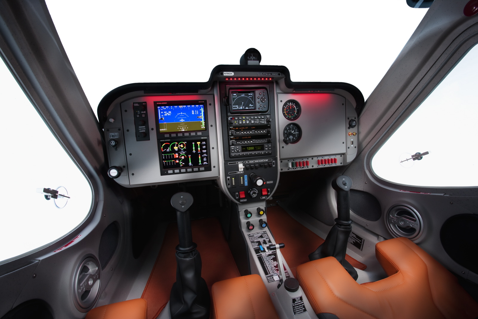 Blick ins Cockpit der Remos GX