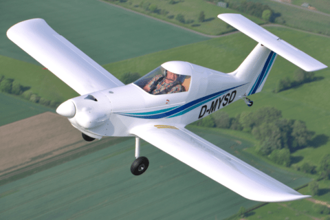 SD-1: Minimum an Flugzeug, Maximum an Spaß