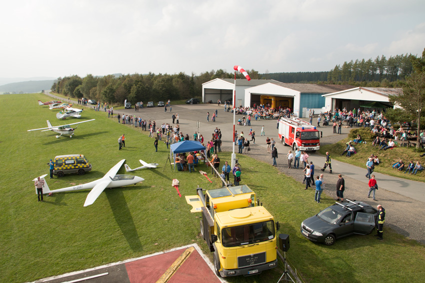 Viel zu erleben: Flugfest am Flugplatz Schameder