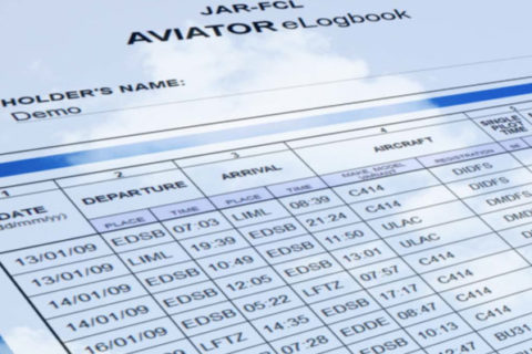 Screenshot aus der Demo-Version des Aviator eLogbooks