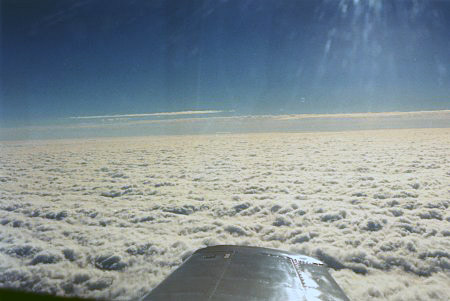 Mit IFR über der geschlossenen Wolkendecke fliegen