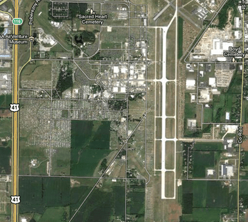 Big Brother is watching you: das Gelände des Wittmann Regional Airport