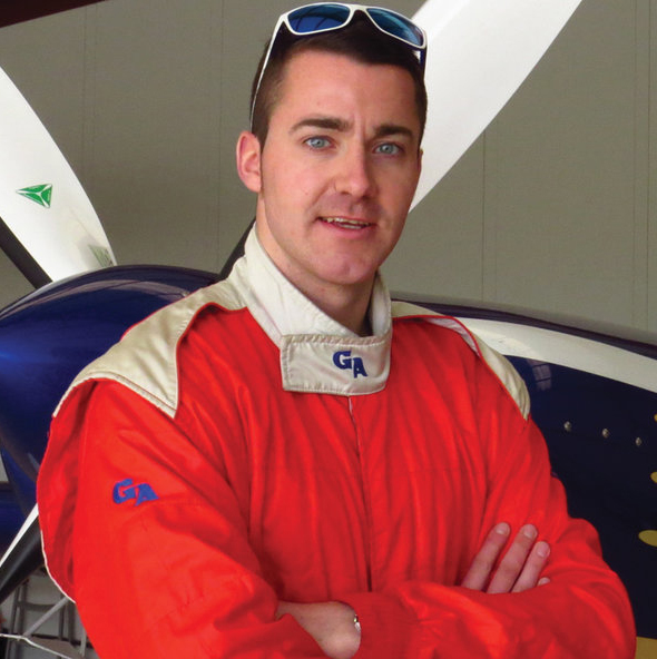 Der 25-jährige Claudius Spiegel ist neben Matthias Dolderer der zweite Red Bull Air Race Pilot bei Challenger Cup