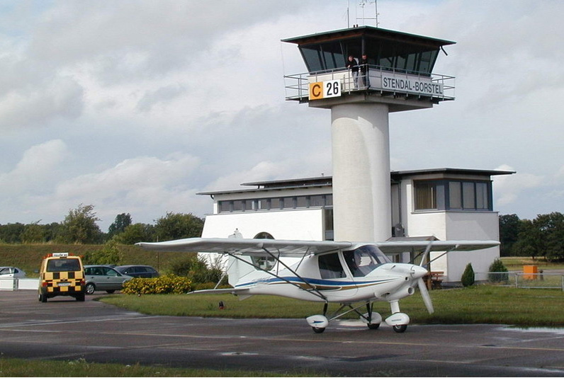 Treffen der Allrounder: C 42 Fly-in auf dem Flugplatz Stendal bei Magdeburg