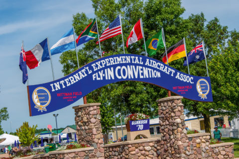 Abwarten fürs AirVenture 2020 in Oshkosh