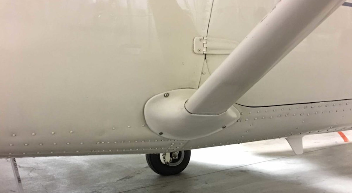 Neue Wartungsvorschrift für Cessna-Einmots betrifft Türrahmen