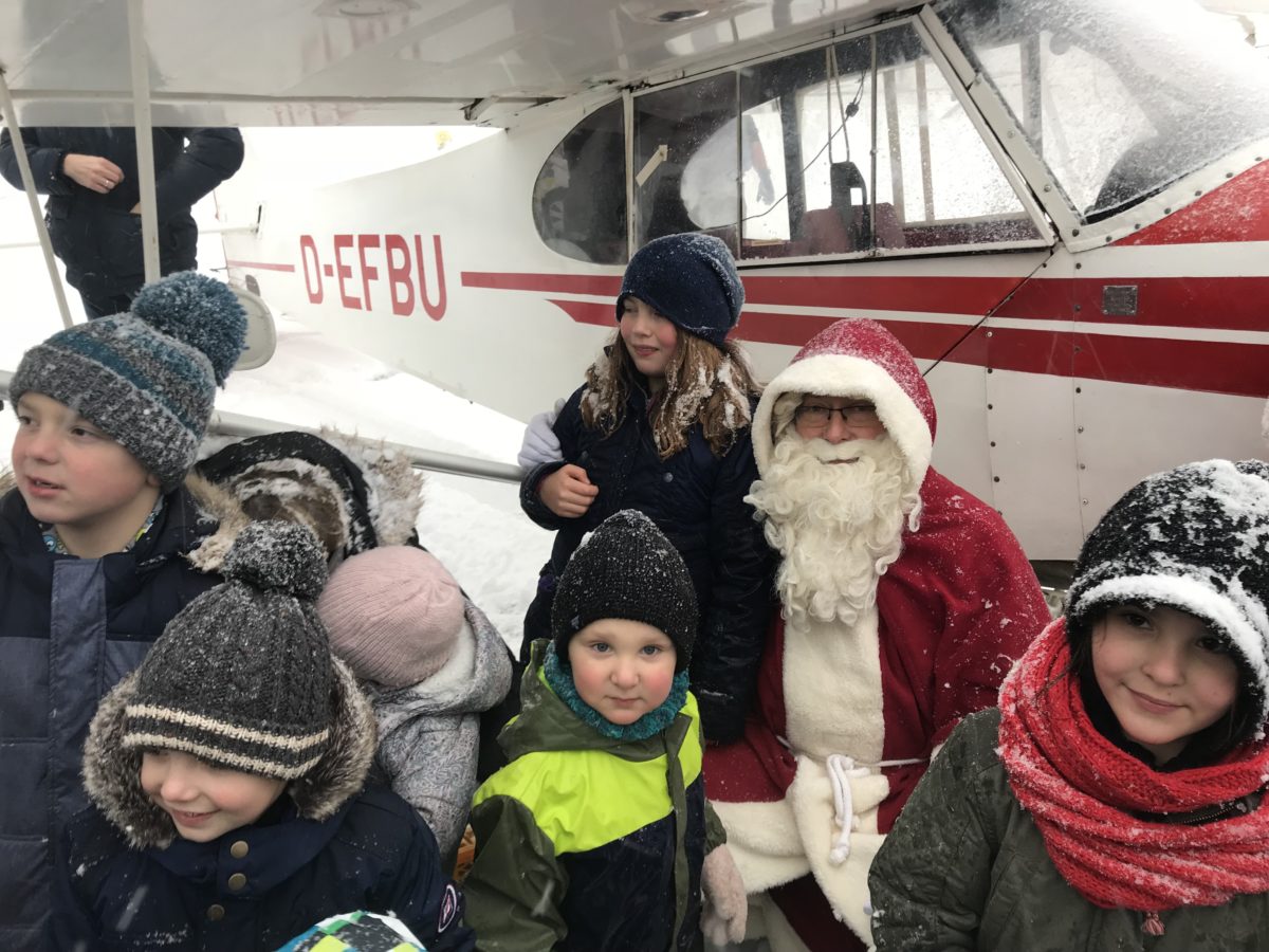 Nikolausfliegen am Flugplatz Bielefeld