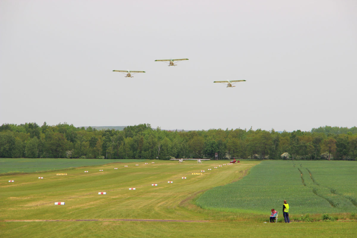 Saisonstart am Flugplatz Böhlen