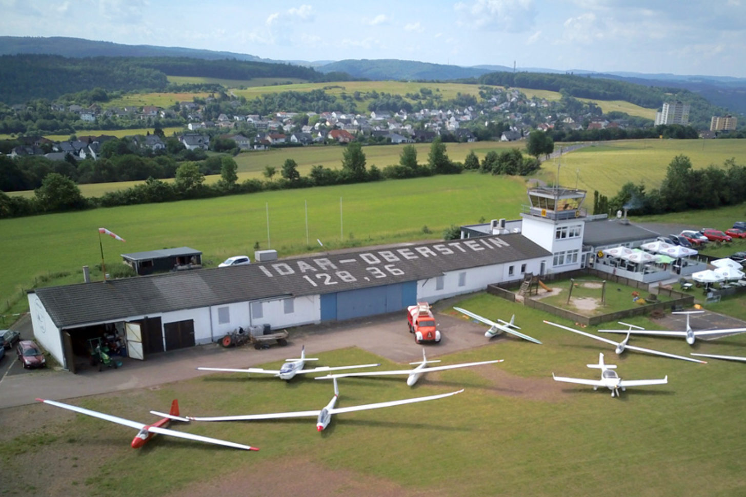Flugplatz Idar-Oberstein EDRG Neueröffnung der Gaststätte im Juli 2021