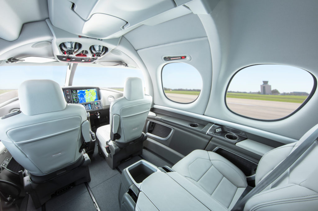 G2+ Vision Jet Interior