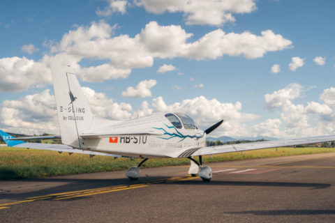 Studenten-Projekt: Elektroflugzeug e-Sling hebt zum Erstflug ab