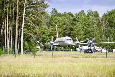 Verlassene Ruinen: Diese Flugplätze in der Region Berlin sind Lost Places