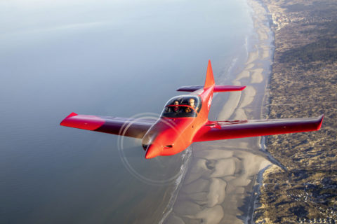 Der rote „Ferrari“: Osprey Aircraft GP-4