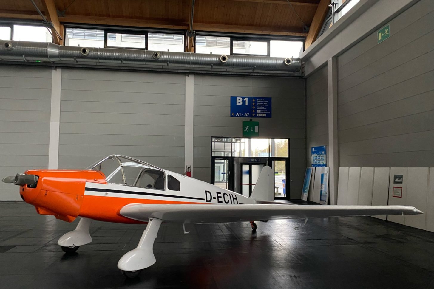 Die beiden Klemm Schwestern der LSG sind auf der Aero 2023 zu sehen: Klemm 107 in Halle B1, Klemm 25 in Halle B3.