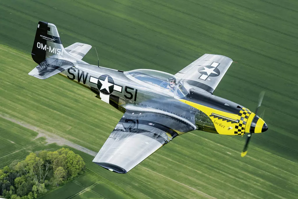 SW-51 Mustang von ScaleWings Aircraft.