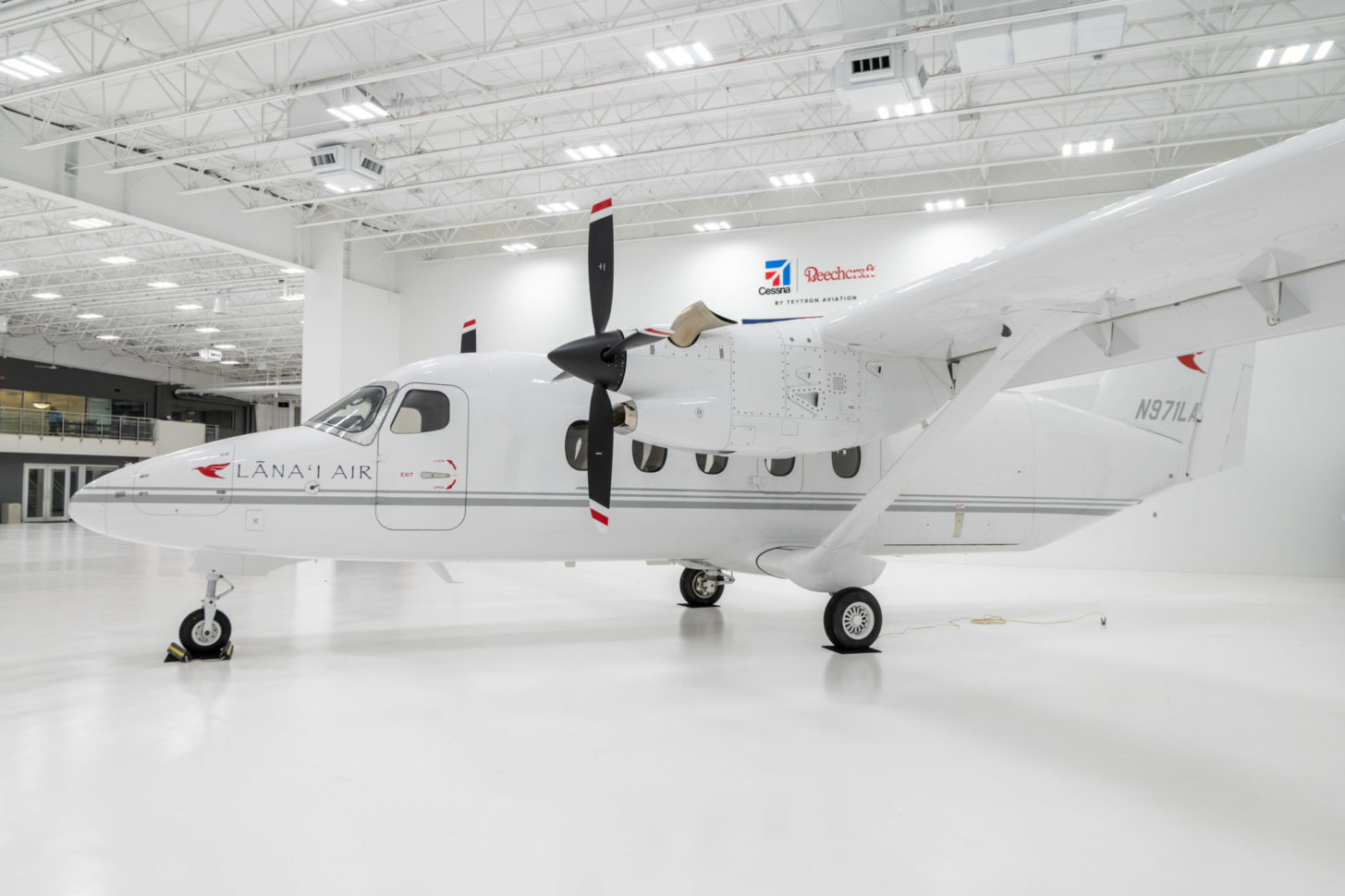 Die Cessna SkyCourier wird von Textron Aviation entwickelt und produziert. Dieses Flugzeug wird im Passagierverkehr eingesetzt.