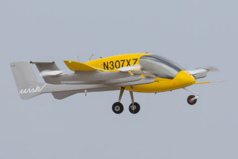 Keine Piloten: Wisk präsentiert fliegendes eVTOL in Oshkosh
