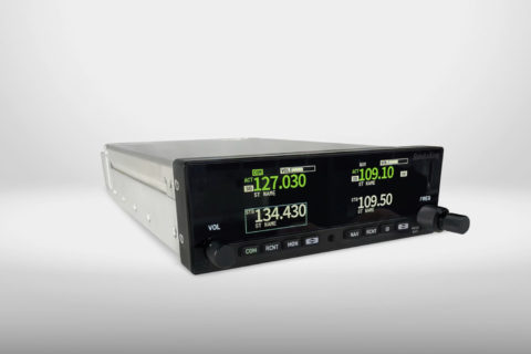 Das KX200 ist ein volldigitales NAV/COM.