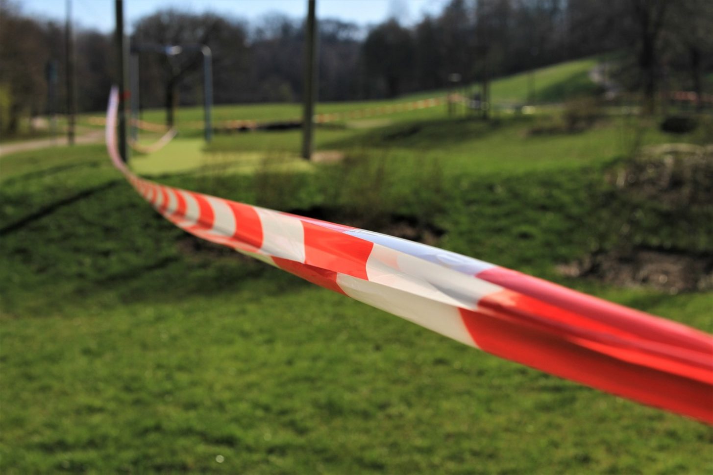 In Osthessen ist am Mittwoch eine PC-9 abgestürzt. Die Unfallstelle wurde weiträumig abgesperrt (Symbolfoto).