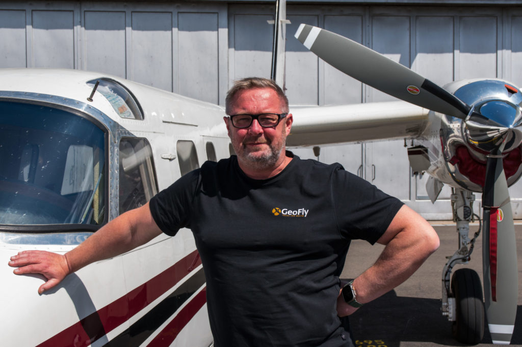 Aike Damrau ist der Firmenchef von Geofly. Das Unternehmen ist weltweit unterwegs, um Luftaufnahmen zu erstellen.