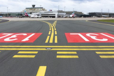 Zwei von drei Start- und Landebahnen am Köln Bonn Airport werden umbenannt.