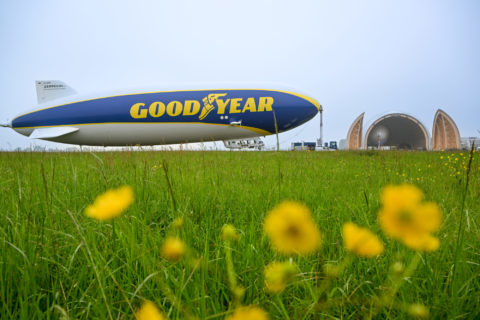 Seit Mai 2024 steht jetzt dauerhaft am Flughafen Essen/Mühlheim ein Zeppelin.