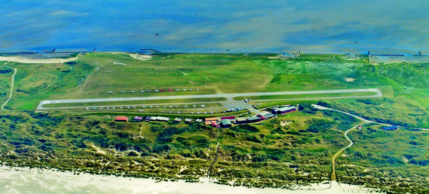 Longest day fly-in: Am 22. Juni öffnen Küstenplätze länger