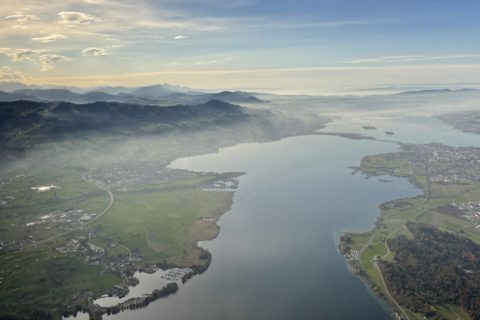 Rapperswil und der Zürisee, dem Schauplatz der weltweit ersten E-Airshow beim Seenachtfest Rapperswil-Jona.