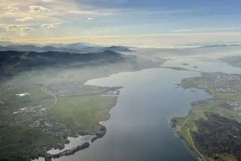 Rapperswil und der Zürisee, dem Schauplatz der weltweit ersten E-Airshow beim Seenachtfest Rapperswil-Jona.