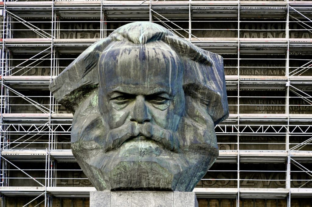 Die Büste von Karl Marx gilt als die zweitgrößte Porträtbüste der Welt.