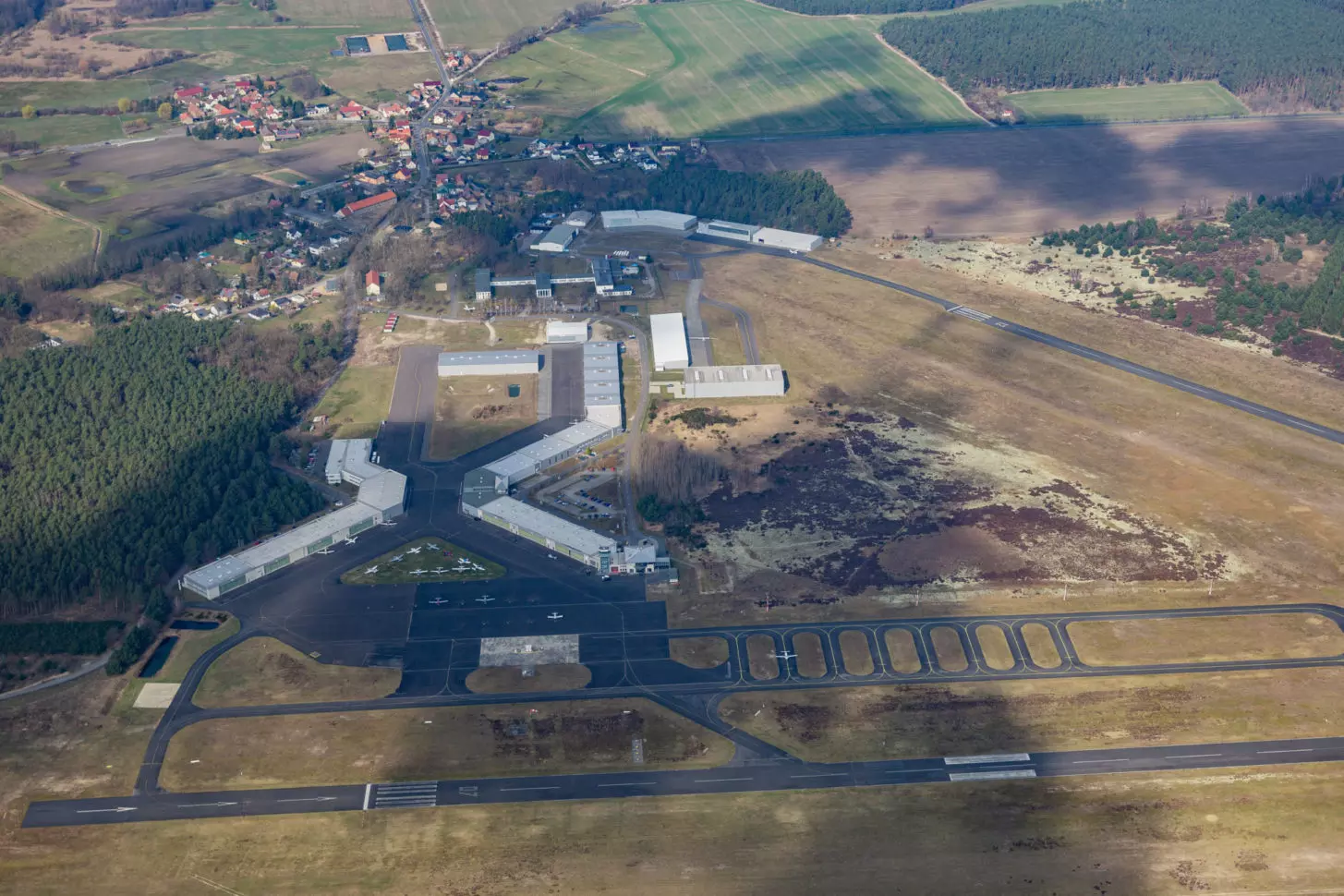Der Verkehrslandeplatz Schönhagen trägt nun offiziell den Namenszusatz „Forschungsflugplatz Otto Lilienthal“.