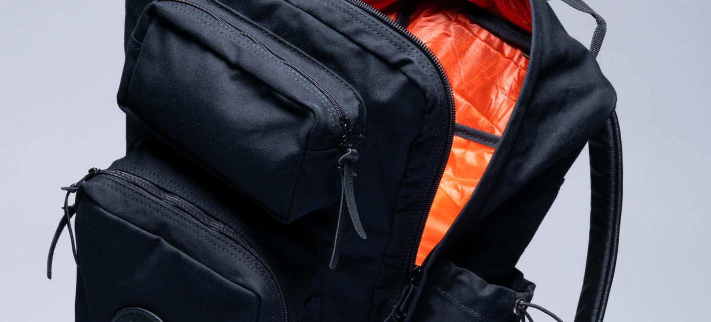 Jetzt neu: Upcycling-Taschen von Cirrus mit Rettungsschirm-Stoff
